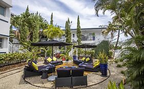 Beachside All Suites Hotel